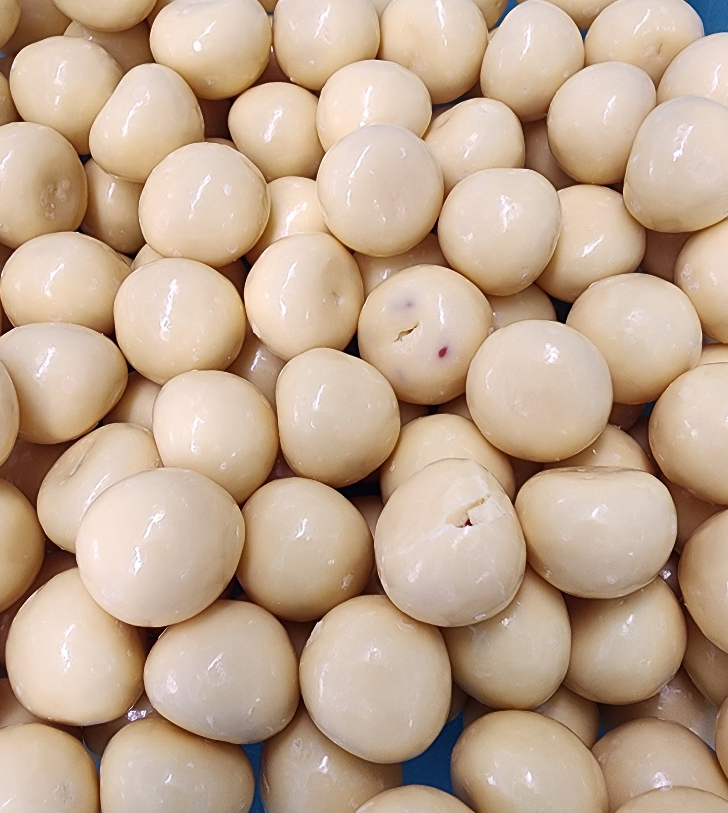 White Chocolate Raspberry Balls-200g